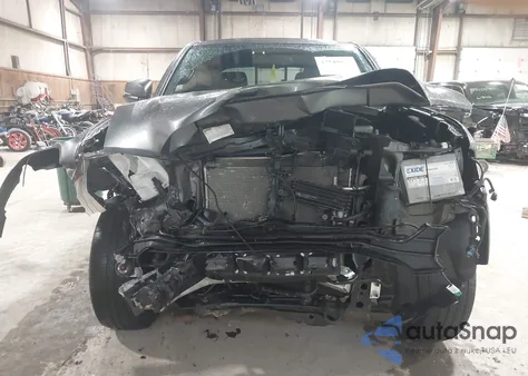 2016 Toyota Tacoma Trd Off Road z USA, uszkodzony, nr VIN 3TMCZ5AN3GM042390